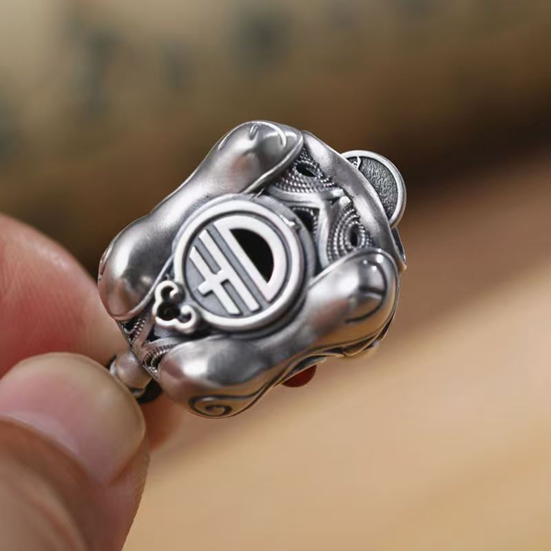 Dansonmonk Lucky Brass Tiger Charm Keychain – Chinese Zodiac Pendant