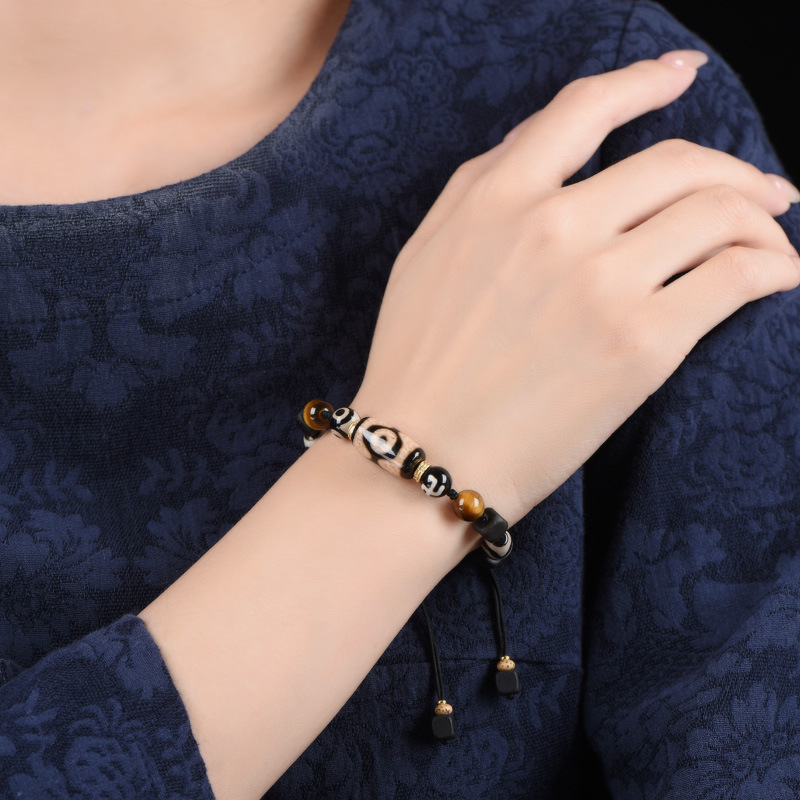 Adjustable Cord Vintage Tibetan Dzi Agate Bracelet | Multi-Pattern Natural Agate & Ebony Wood Unisex Ethnic Wrist Jewelry