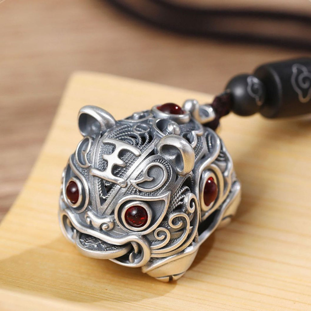 Dansonmonk Lucky Brass Tiger Charm Keychain – Chinese Zodiac Pendant