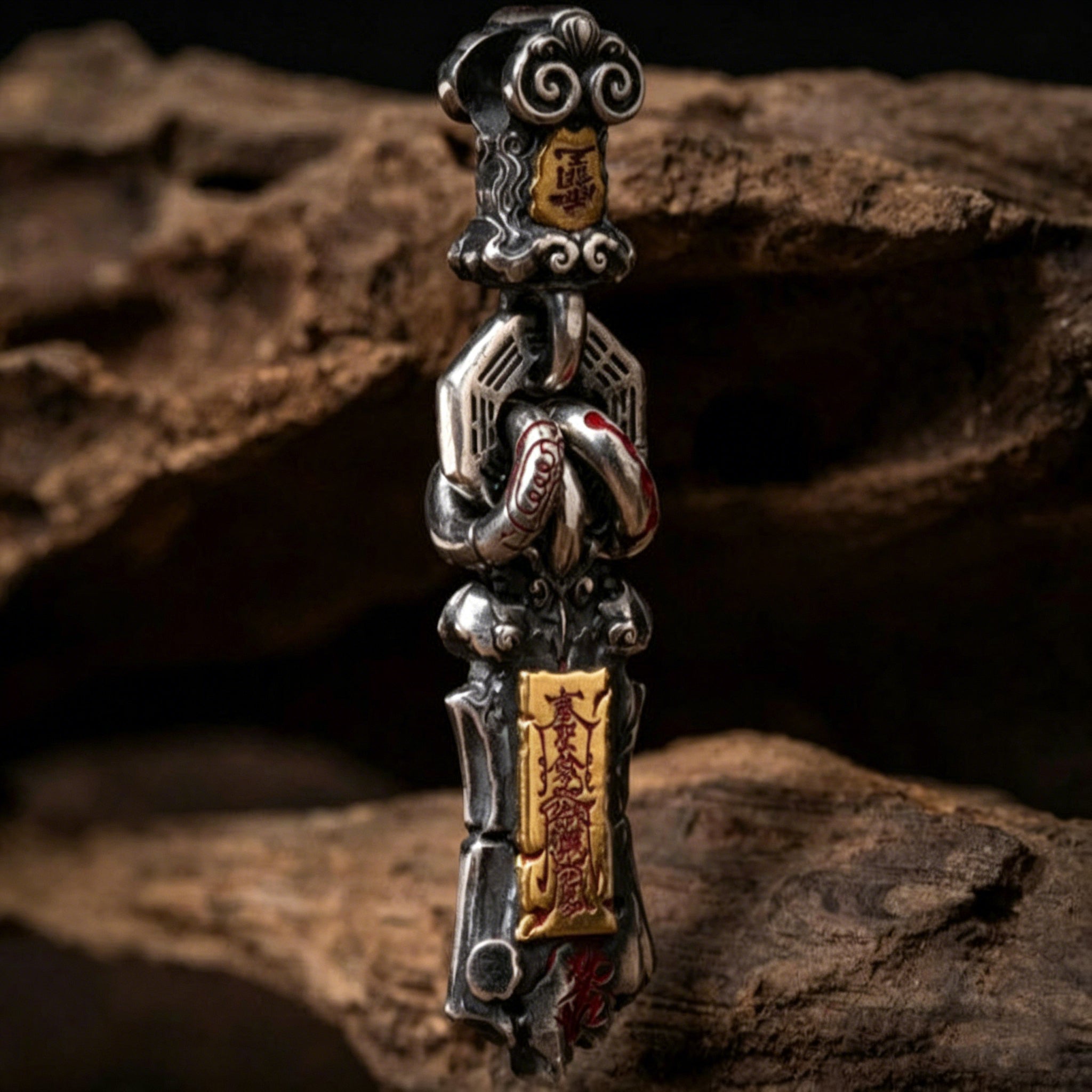 Donsenmonk Donsenmonk Grizzly Bear Protective Amulet Ornament
